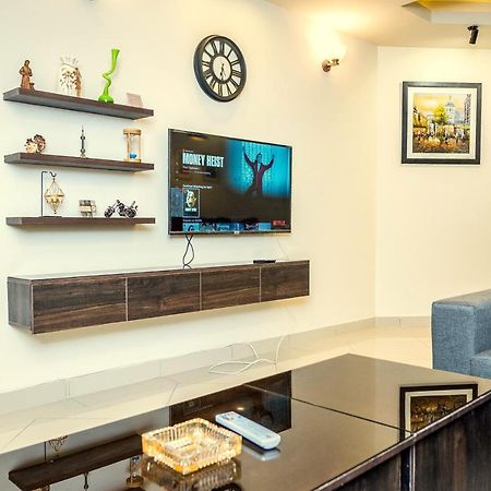 Two Bedroom Deluxe Apartment In Bahria Town Rawalpindi Dış mekan fotoğraf
