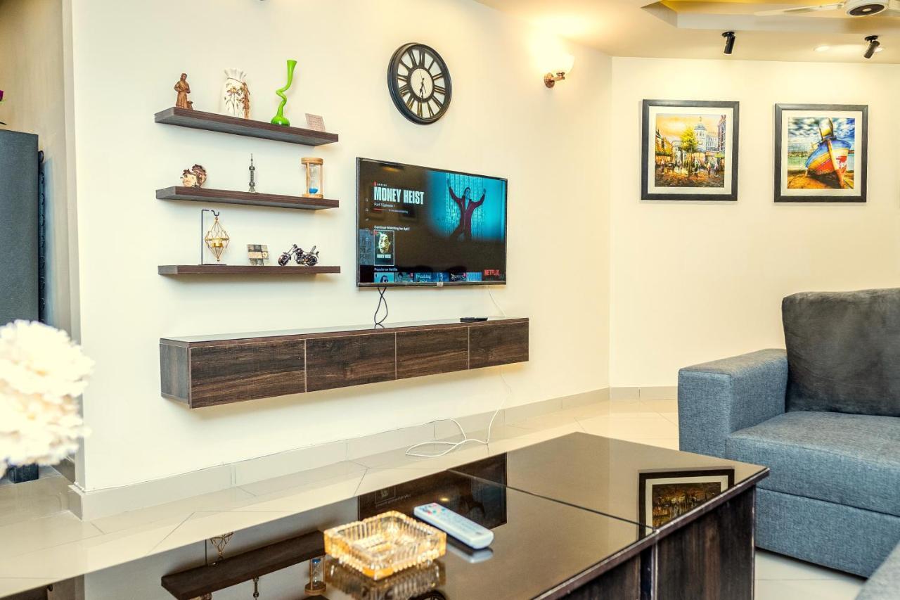Two Bedroom Deluxe Apartment In Bahria Town Rawalpindi Dış mekan fotoğraf